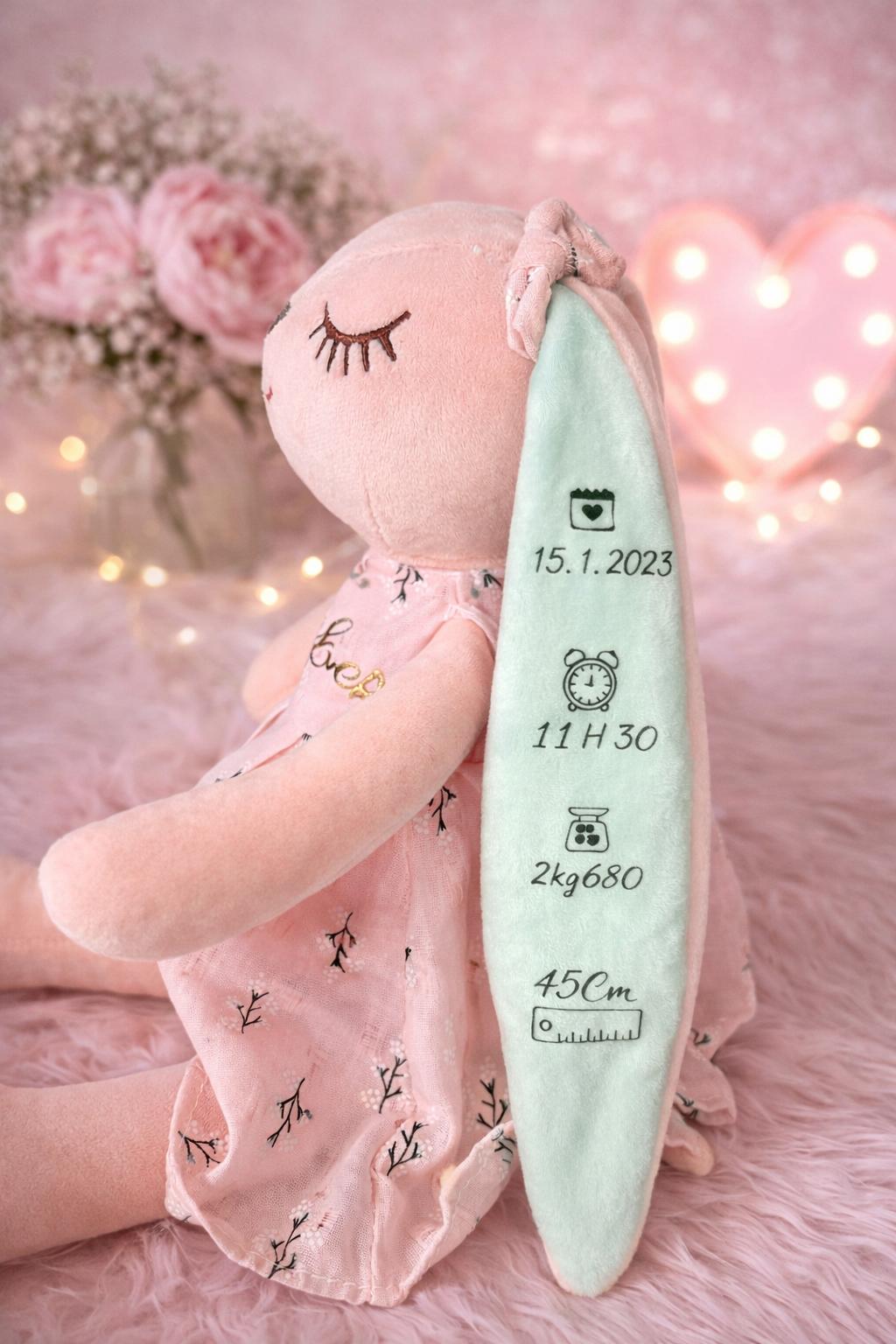 Doudou personnalisé – Peluche lapin prénom – Cadeau naissance / anniversaire